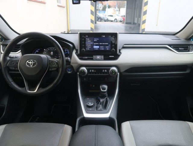Toyota RAV 4  2.5 Hybrid Executive
