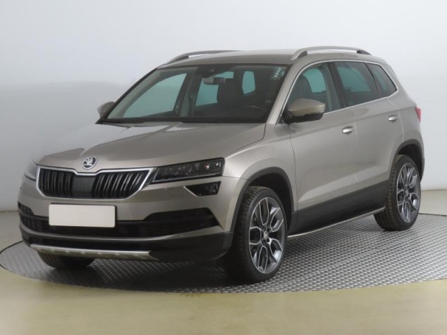 Škoda Karoq  1.5 TSI Style Plus