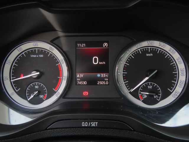 Škoda Karoq  1.5 TSI Style Plus