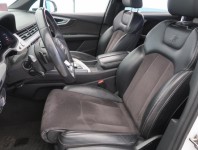 Audi Q7  3.0 TDI 