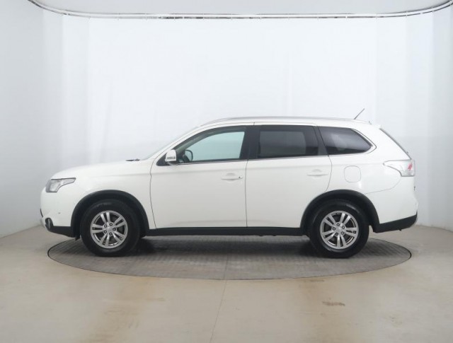 Mitsubishi Outlander  2.2 DI-D 