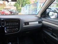 Mitsubishi Outlander  2.2 DI-D 