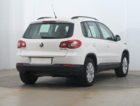 Volkswagen Tiguan  2.0 TSI 