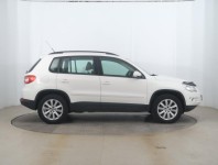 Volkswagen Tiguan  2.0 TSI 