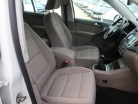 Volkswagen Tiguan  2.0 TSI 