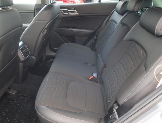 Kia Sportage  1.6 CRDi 