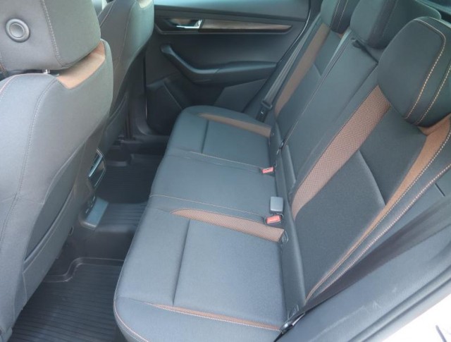 Škoda Karoq  1.5 TSI Scout