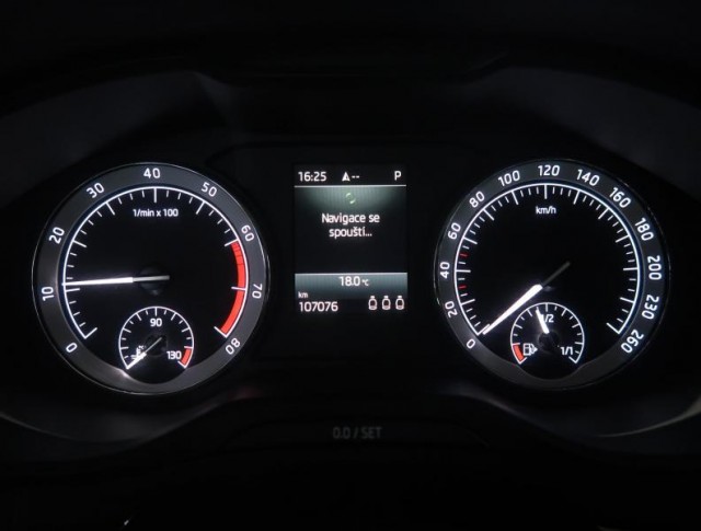 Škoda Karoq  1.5 TSI Scout