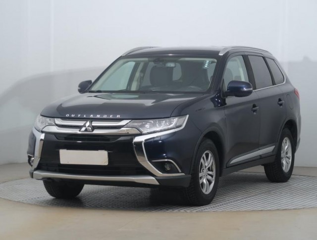 Mitsubishi Outlander  2.0 