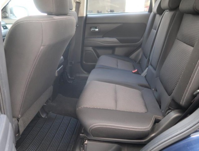 Mitsubishi Outlander  2.0 