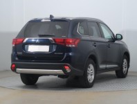 Mitsubishi Outlander  2.0 