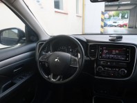Mitsubishi Outlander  2.0 