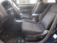 Mitsubishi Outlander  2.0 