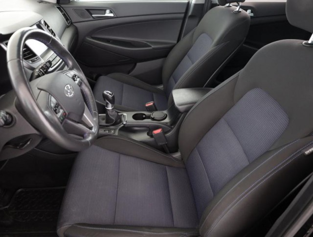 Hyundai Tucson  2.0 CRDi 