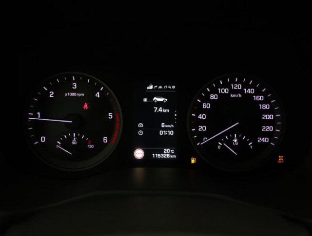 Hyundai Tucson  2.0 CRDi 