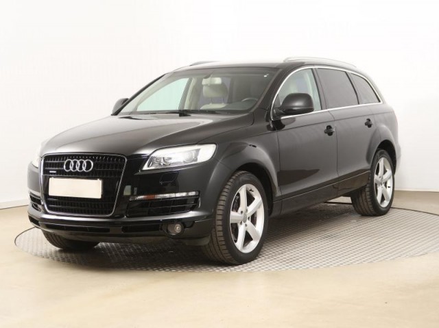 Audi Q7  3.0 TDI 