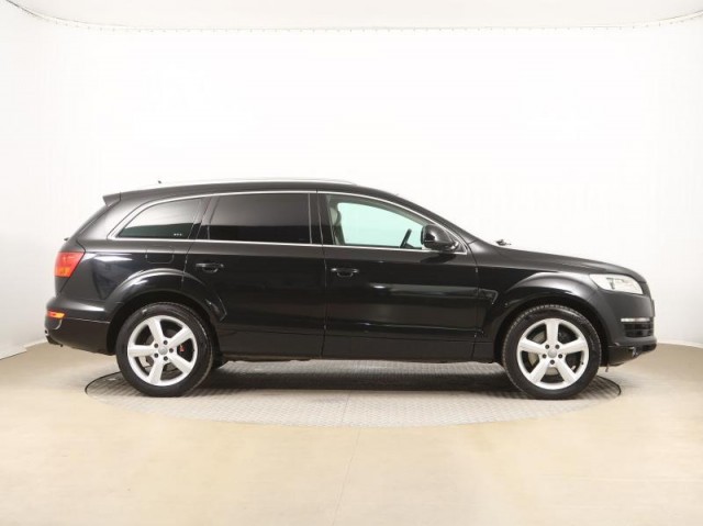 Audi Q7  3.0 TDI 