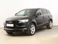 Audi Q7  3.0 TDI 