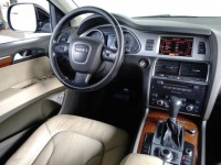 Audi Q7  3.0 TDI 