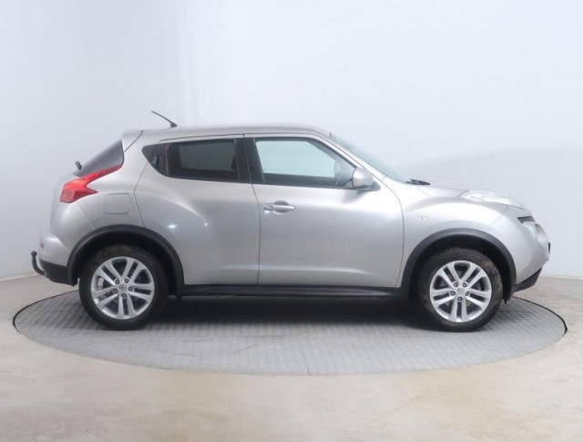 Nissan Juke  1.6 DIG-T 