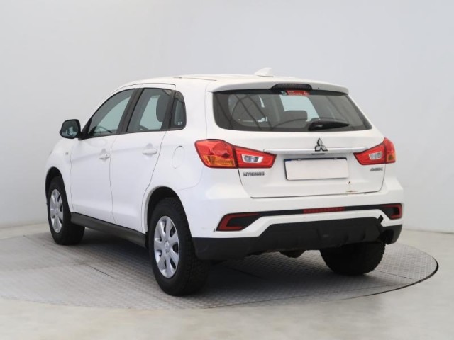 Mitsubishi ASX  1.6 MIVEC Invite
