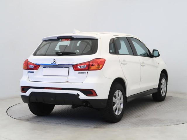 Mitsubishi ASX  1.6 MIVEC Invite
