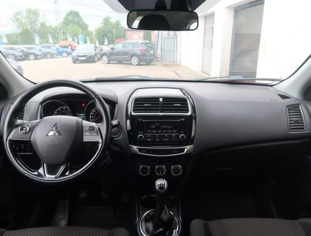 Mitsubishi ASX  1.6 MIVEC 