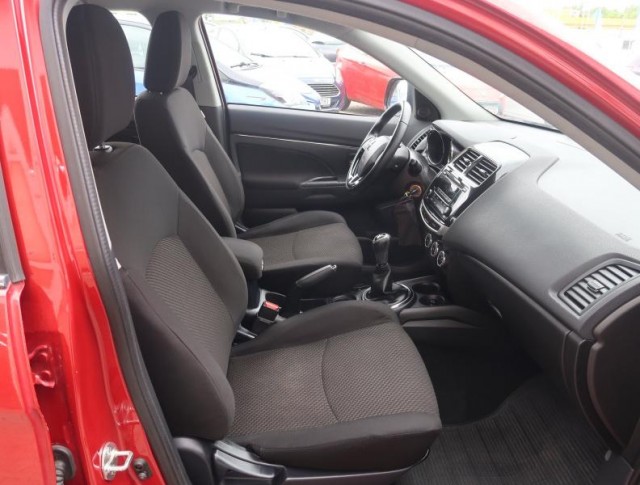 Mitsubishi ASX  1.6 MIVEC 