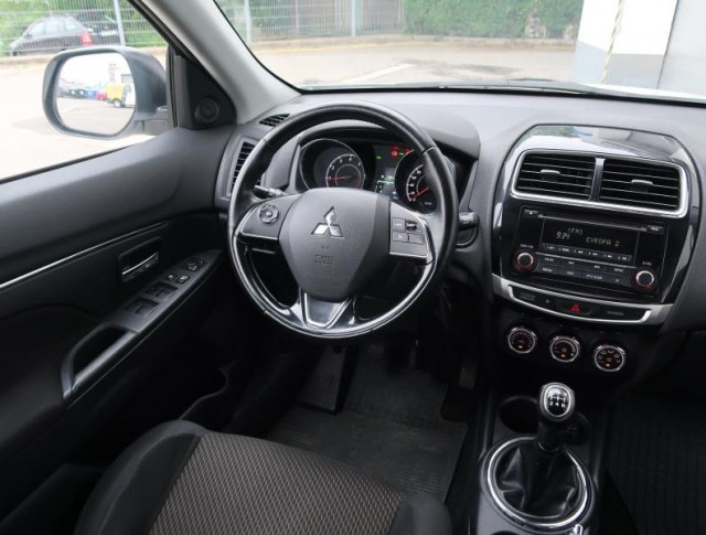 Mitsubishi ASX  1.6 MIVEC Intense