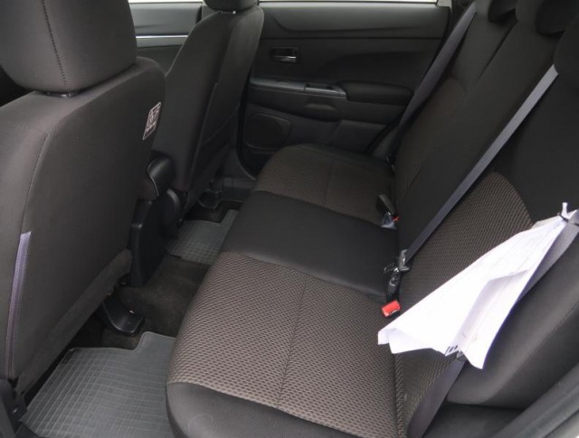 Mitsubishi ASX  1.6 MIVEC Intense