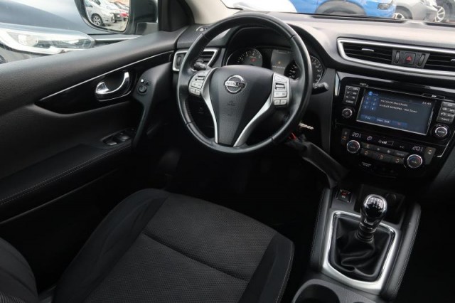 Nissan Qashqai  1.2 DIG-T 