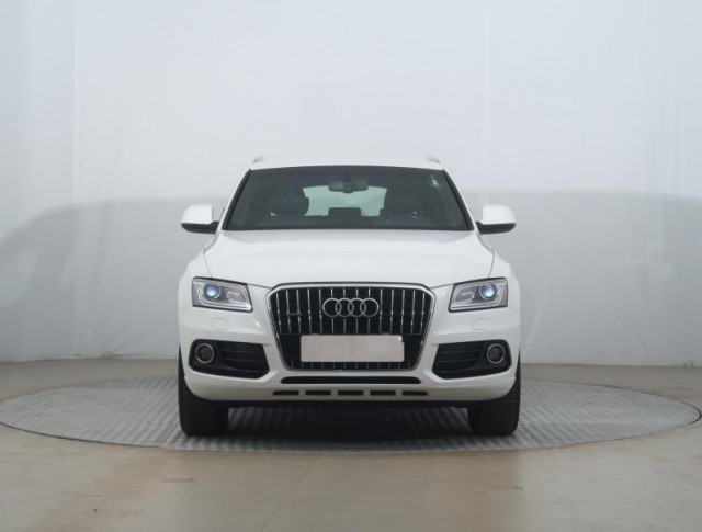 Audi Q5  2.0 TDI sport