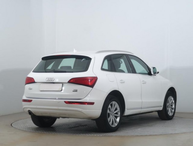 Audi Q5  2.0 TDI sport