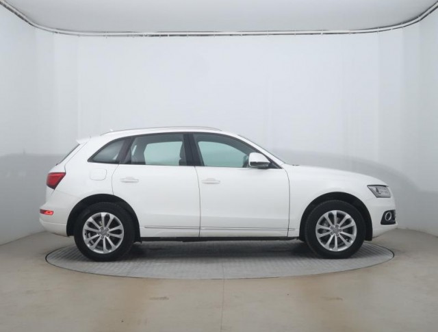 Audi Q5  2.0 TDI sport