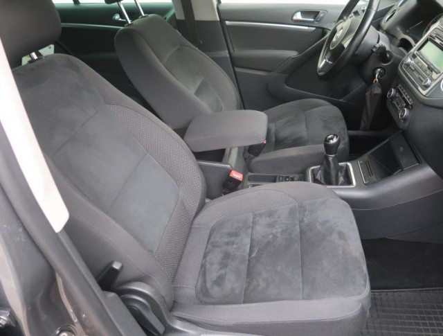 Volkswagen Tiguan  2.0 TDI 