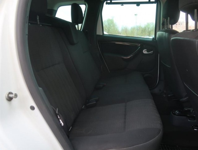 Dacia Duster  1.6 16V 