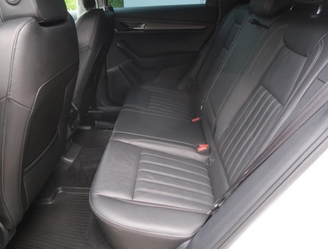 Škoda Karoq  1.6 TDI Style Plus