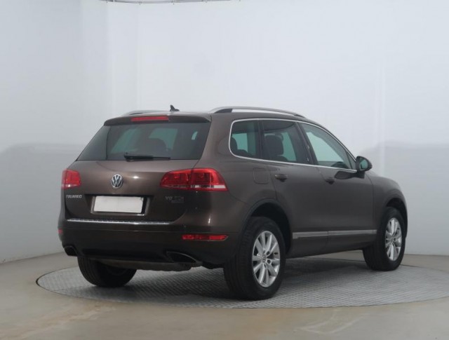 Volkswagen Touareg  3.0 TDI 