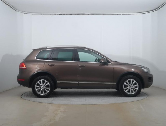 Volkswagen Touareg  3.0 TDI 