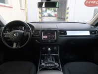 Volkswagen Touareg  3.0 TDI 