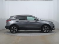 Nissan Qashqai  1.5 dCi N-Connecta