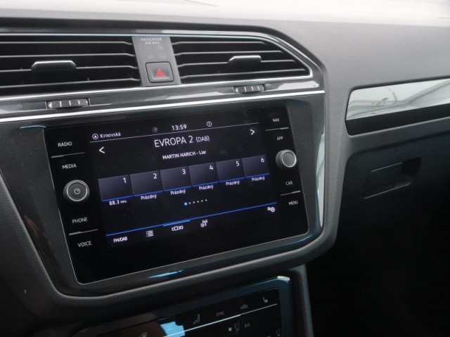 Volkswagen Tiguan  2.0 TDI 