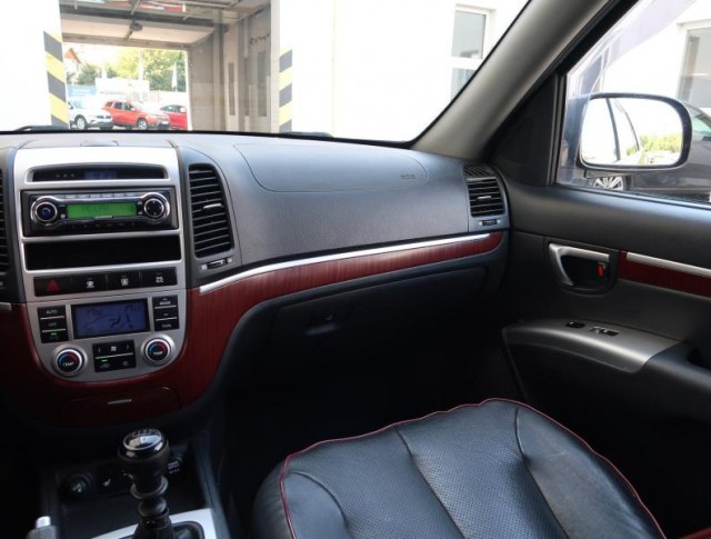 Hyundai Santa Fe  2.2 CRDi 