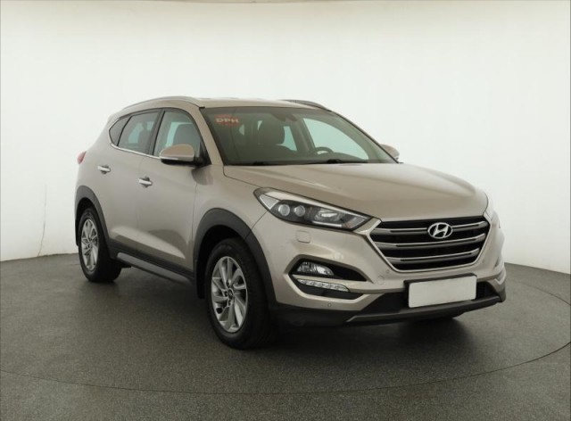 Hyundai Tucson  2.0 CRDi 