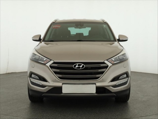 Hyundai Tucson  2.0 CRDi 