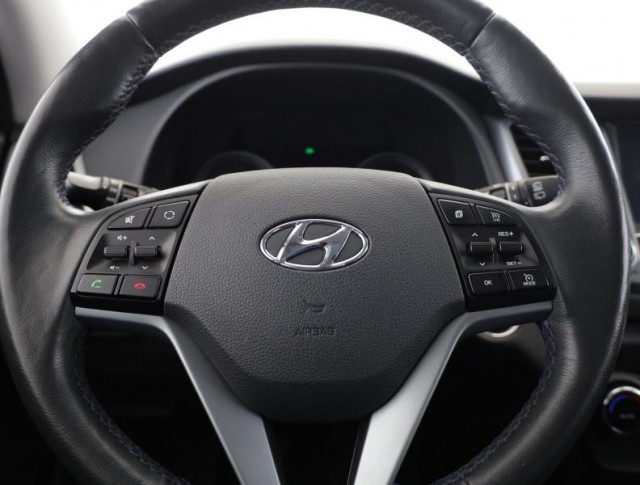 Hyundai Tucson  2.0 CRDi 