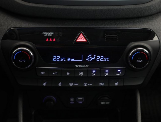 Hyundai Tucson  2.0 CRDi 