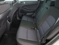 Hyundai Tucson  2.0 CRDi 