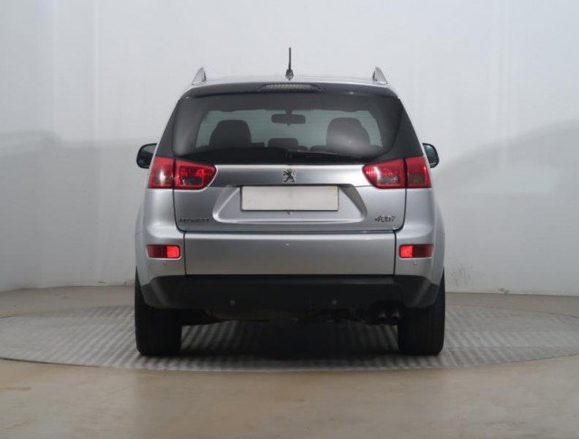 Peugeot 4007  2.2 HDI 