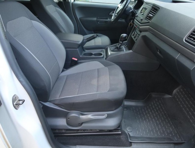 Volkswagen Amarok  V6 3.0 TDI Comfortline